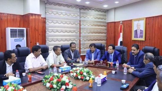 محافظ المهرة يستقبل وفد انتقالي شبوة