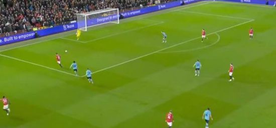 بث مباشر.. مباراة مانشستر يونايتد وبيرنلي بكأس كاراباو