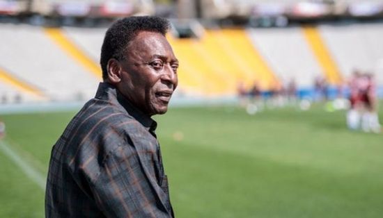 تطورات حالة بيليه الصحية.. صورة من داخل المستشفى