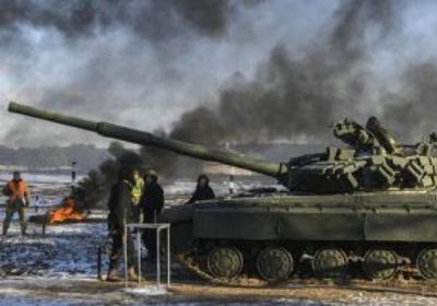 بريطانيا تدعم الجيش الأوكراني بـ900 مولد كهربائي