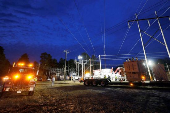 انقطاع الكهرباء بعد تعرض محطتين للهجوم بواشنطن