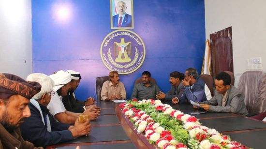 انتقالي عتق يجدد انحيازه لمطالب اعتصام عارين