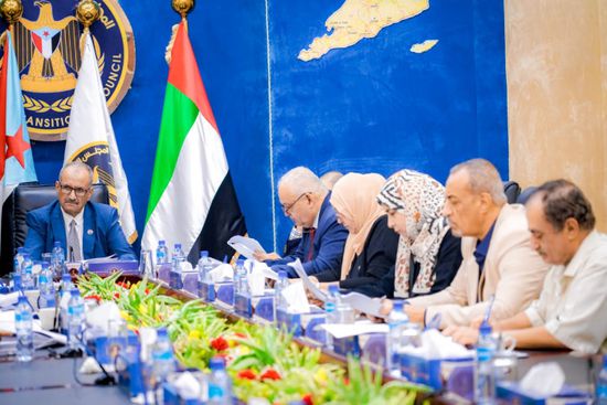 الانتقالي يحذر من مؤامرة للاستفراد بحضرموت