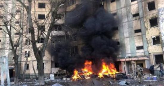 مقتل شخص وإصابة آخرين في قصف روسي على أوكرانيا