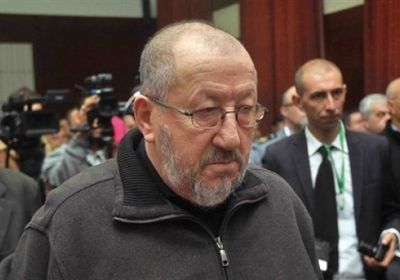 الجزائر: حبس الأمين العام السابق لاتحاد العمال ونجليه