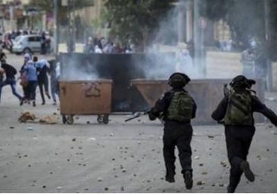 إصابة فلسطيني في مواجهات مع الاحتلال بالخليل