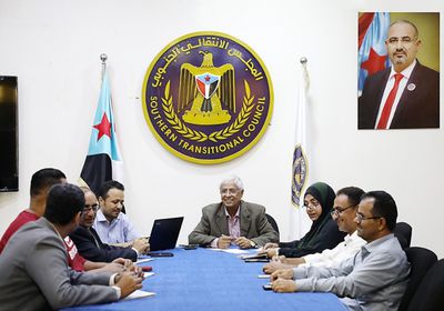 اجتماع مشترك لـ "الحوار الوطني" والدائرتين الحقوقية والقانونية بالانتقالي 