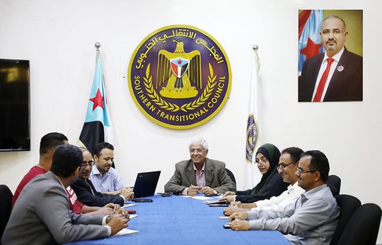 اجتماع مشترك لـ "الحوار الوطني" والدائرتين الحقوقية والقانونية بالانتقالي 