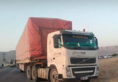 بتواطؤ "العسكرية الأولى".. إحباط تهريب شاحنتي سلاح للحوثيين