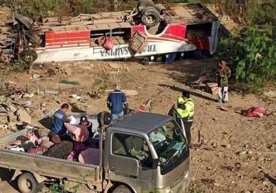 مصرع وإصابة 34 شخصًا في سقوط حافلة ببوليفيا