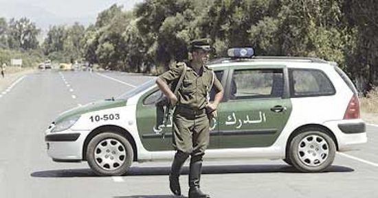 اعتقال 7 تونسيين في الجزائر بتهمة التهريب 