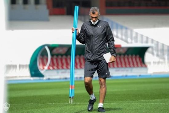 أسامة نبيه يقدم استقالته من تدريب الزمالك