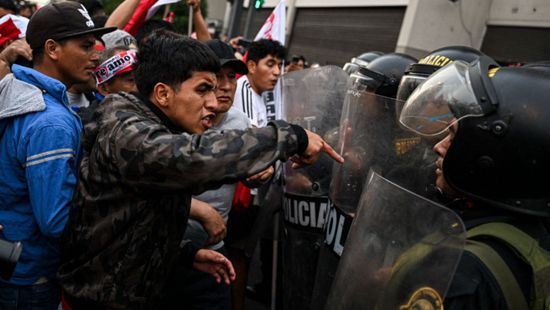 رئيسة البيرو تدعو لإجراء الحوار لإنهاء التظاهرات