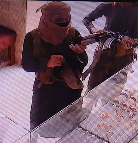 أسماء ضحايا الهجوم المسلح على محل بالقطن.. ومصادر: مقتل زعيم العصابة