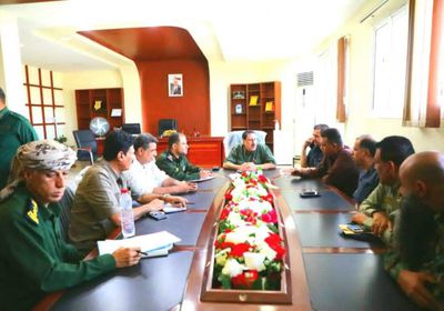 مدير أمن عدن يبحث تعزيز الإنجازات الأمنية بالعاصمة