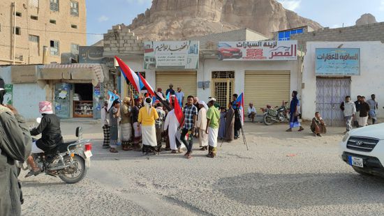 بدء توافد المتظاهرين إلى حي السحيل للمشاركة بتظاهرة "الحسم مطلبنا"