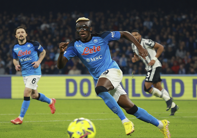 نابولي يكتسح يوفنتوس بخماسية في الدوري الإيطالي