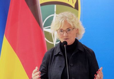وزيرة الدفاع الألمانية تقرر الاستقالة