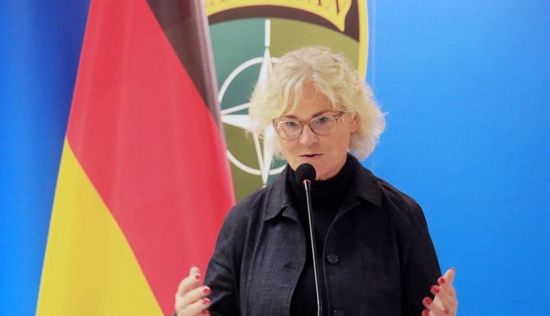 وزيرة الدفاع الألمانية تقرر الاستقالة