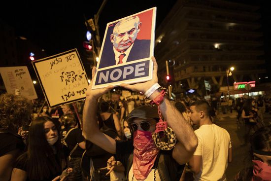 آلاف الإسرائيليين يتظاهرون ضد نتنياهو