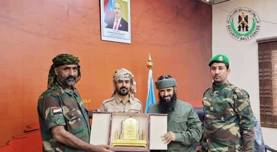 قيادة الحزام الأمني تكرم كتيبة حماية اصلاحية المنصورة