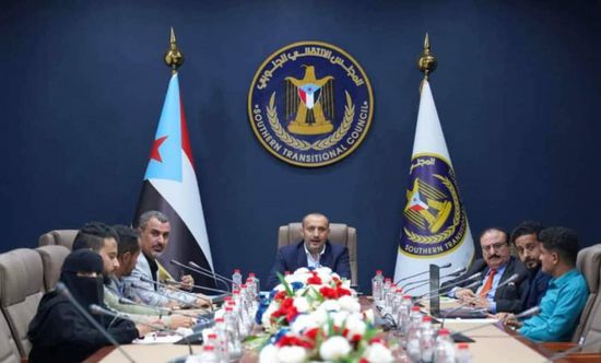 خارجية الانتقالي: التصعيد الحوثي يعكس عدم الجدية بعملية السلام