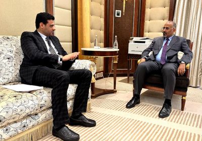 الرئيس الزُبيدي يوجه بنك التسليف التعاوني بمواصلة جهود التطوير