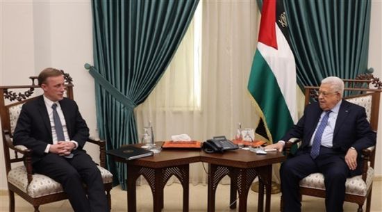 عباس يطالب بتدخل أمريكا لوقف الإجراءات الإسرائيلية
