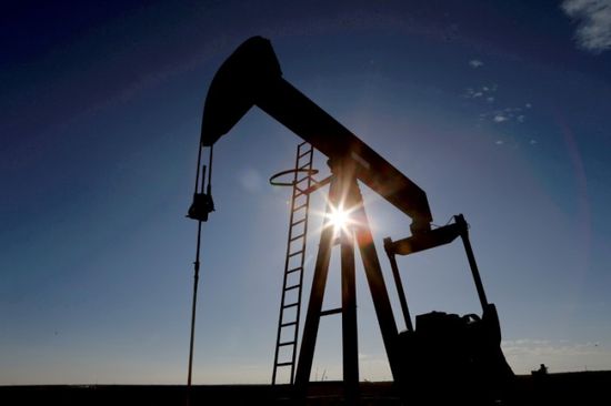 سعر برميل النفط يصعد بأكثر من 1.5%