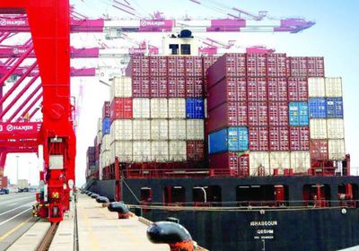 تراجع صادرات كوريا 2.7 % على أساس سنوي