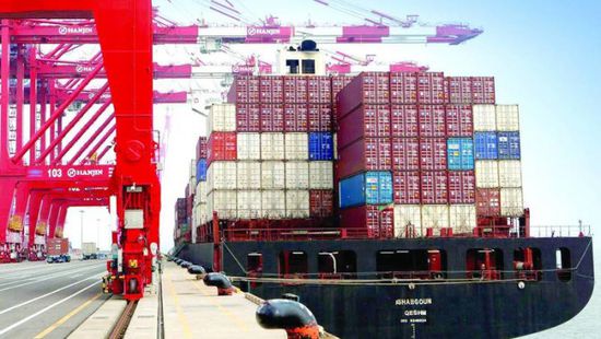 تراجع صادرات كوريا 2.7 % على أساس سنوي