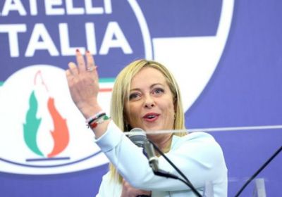 رئيس الوزراء الإيطالية تصل إلى الجزائر