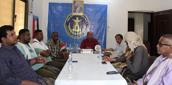 انتقالي المكلا يثمن جهود الرئيس الزُبيدي لتحسين الواقع الاقتصادي