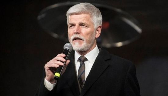 فوز بيتر بافيل بالرئاسة التشيكية