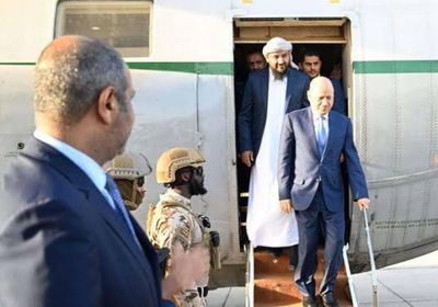 تحليل: ما المنتظر بعد عودة رئيس مجلس القيادة الرئاسي الى عدن؟