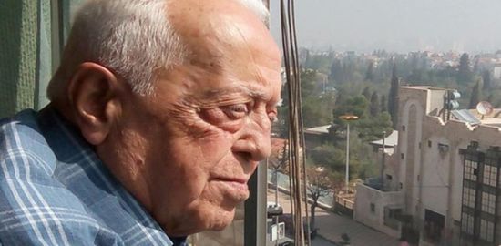 وفاة الشاعر والأديب السوري شوقي بغدادي
