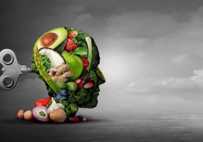 أطعمة معينة تعزز صحة الدماغ