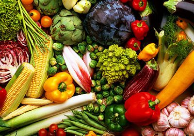 أسعار الخضروات والفواكه بأسواق العاصمة عدن اليوم الإثنين 