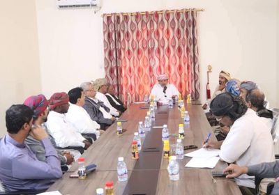 آل عفرار يطالب بتأسيس قوة عسكرية مهرية