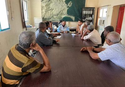 مأمور صيرة يناقش سبل دعم مكتب الأشغال