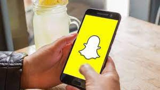 "سناب شات" تسجل إيرادات أقل من التوقعات