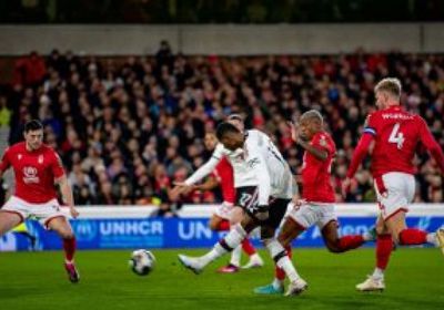 اليونايتد يستضيف نوتينجهام في نصف نهائي كأس الرابطة