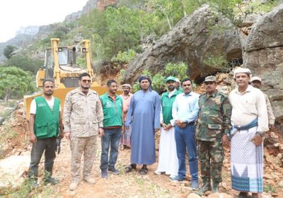 الثقلي يتفقد منطقة عيهفت بعد رفع أضرار المنخفض الجوي