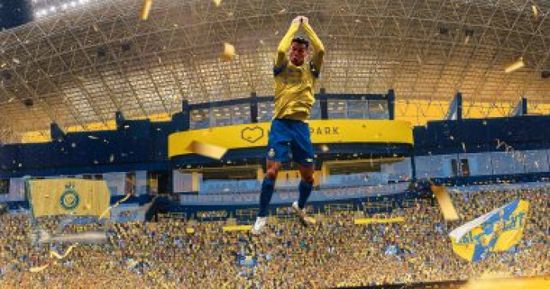 النصر يسعى لمصالحة جماهيره أمام الفتح