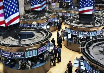 الأسهم الأمريكية تعود للهبوط ببورصة نيويورك