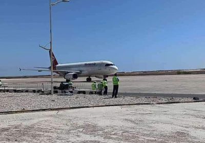مطار الريان يستقبل أول رحلة دولية منذ 7 سنوات
