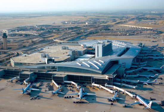 واشنطن تغلق 3 مطارات لدواع أمنية بعد رصد المنطاد الصيني