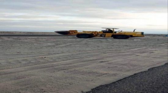 تواصل أعمال إزاحة الرمال من طريق العلم - دوفس