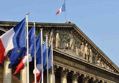 الحكومة الفرنسية تعتزم تقديم تنازلات بشأن نظام التقاعد