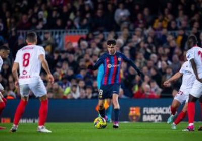 تعادل سلبي بين برشلونة وإشبيلية في الشوط الأول